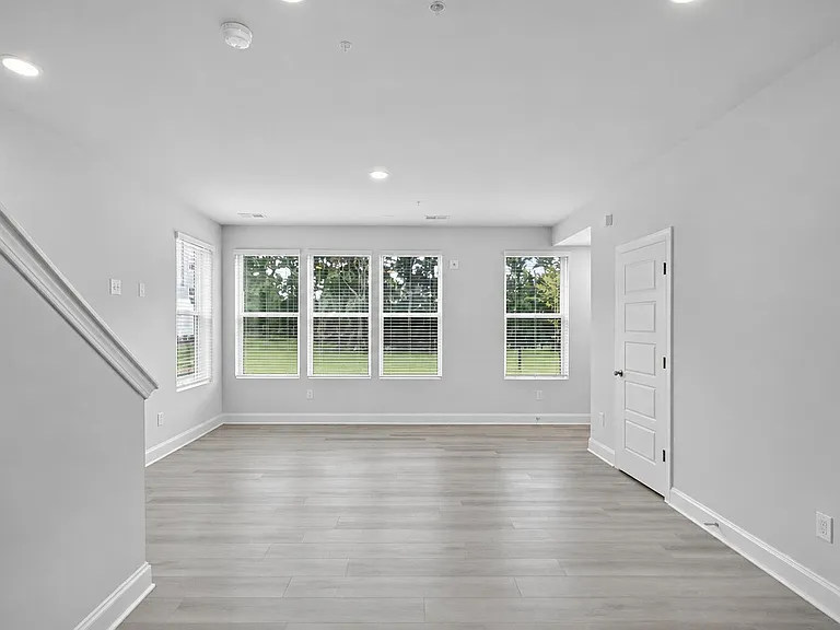 10567 Pleasant Branch Dr #101 — Photo 6