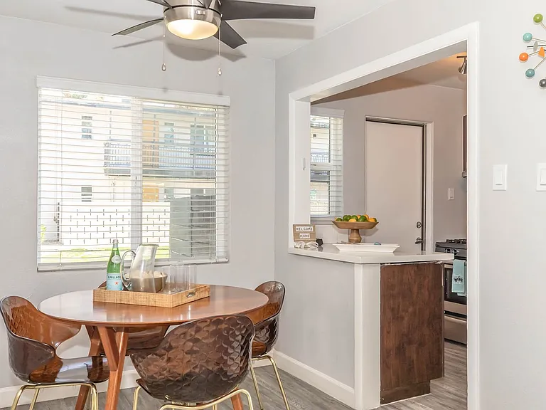 The Wexler Apartments — Photo 43