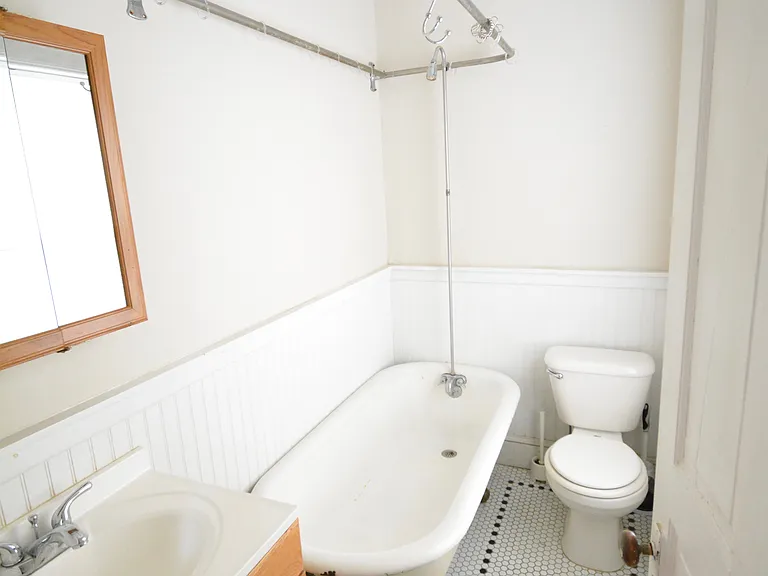 247 W Hansberry St #3 — Photo 9