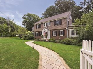 624 Beacon St, Newton, MA 02459