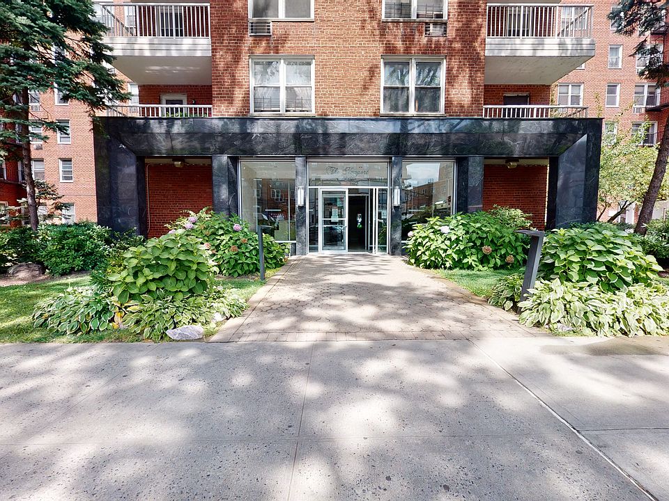 1st image of 4265 Kissena Blvd APT 204