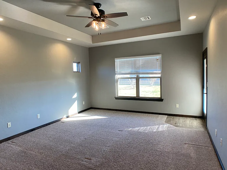 77 NE Simmons Cir — Photo 13