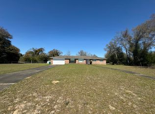 5704 Blue Springs Rd, Marianna, FL 32446