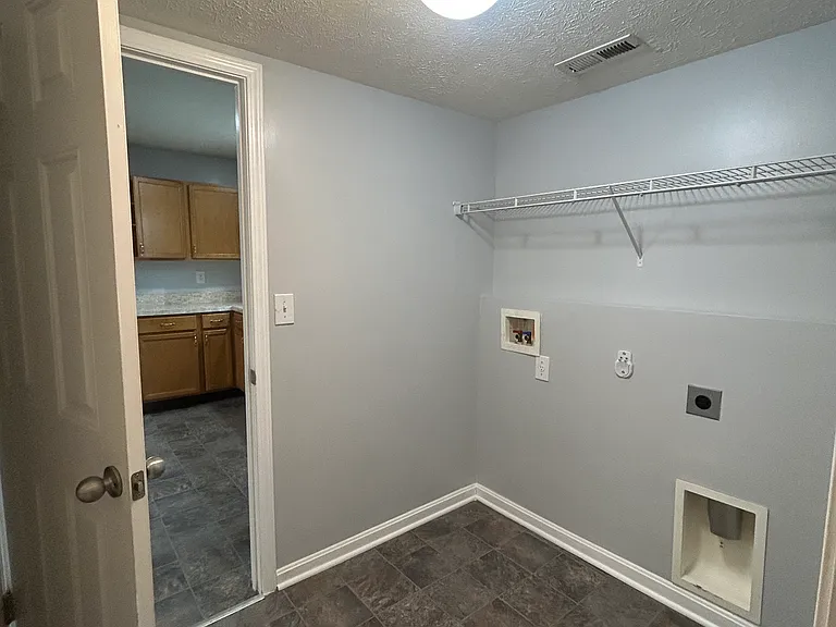 3928 Shepherds Run — Photo 13