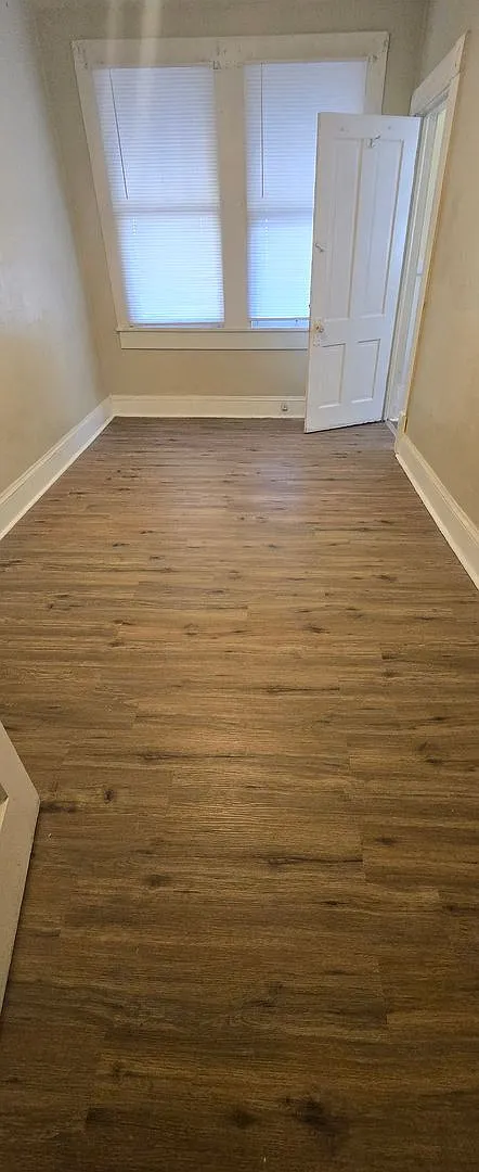 1523 Noble Street 1 Bedroom 1 Bathroom — Photo 1