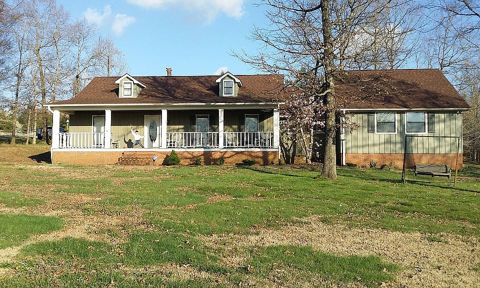 1st image of 328 Eastern Shores Dr