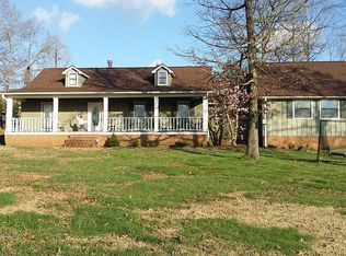 328 Eastern Shores Dr, Lexington, TN 38351