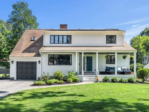 17 Brimbal Hills Dr, Beverly, MA 01915