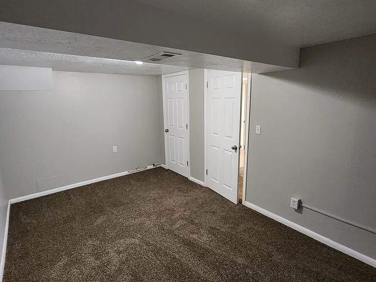 3273 Quincy Ave #BASEMENT — Photo 7