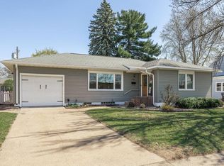 2203 22nd St S, La Crosse, WI 54601