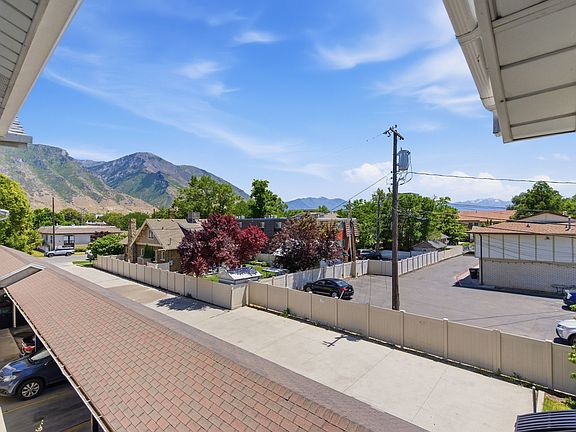 3rd image of 465 N 300 W APT 29