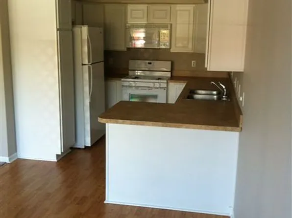 140 Holly Pines Ct Unit D9-1, Holly, MI 48442