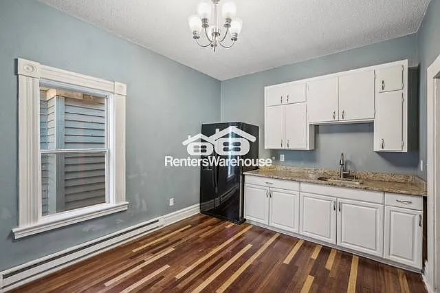 715 Sims Ave #2 — Photo 3