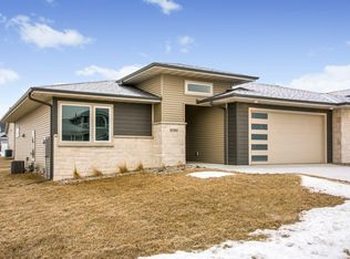 5705 Quarry Dr, Ames, IA 50010