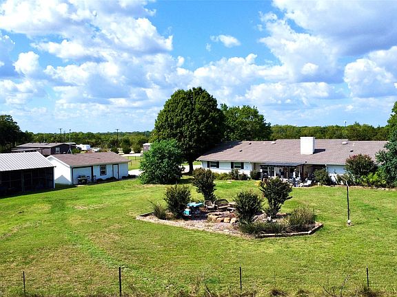 3rd image of 2252 County Road 342