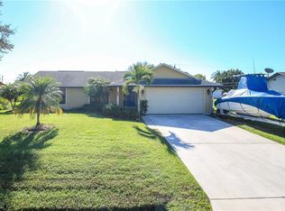 582 SE Voltair Ter, Port Saint Lucie, FL 34983