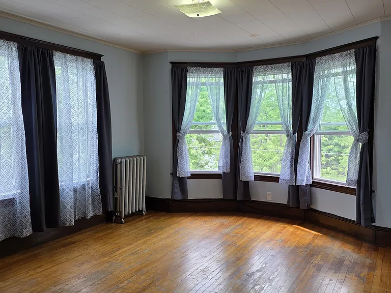 98 Wood St #3 — Photo 15