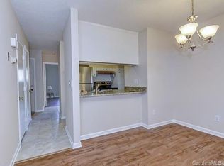 8059 Charter Oak Ln #15, Charlotte, NC