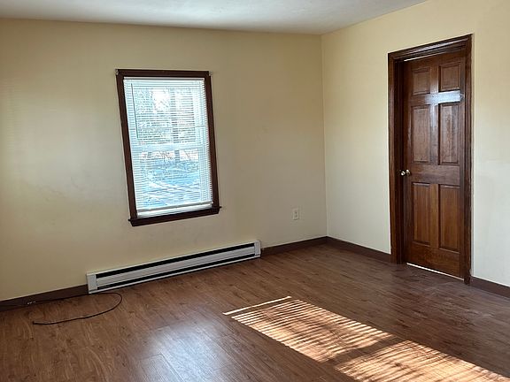 2nd image of 453 Pond St #1