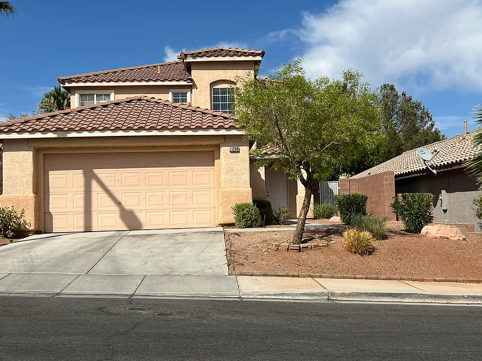 11204 Rose Reflet Pl