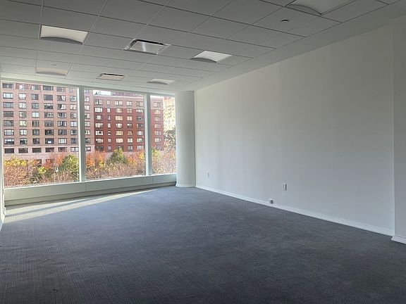 3rd image of 50 West St #C1