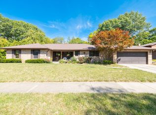 3235 W Westport Rd, Peoria, IL 61615