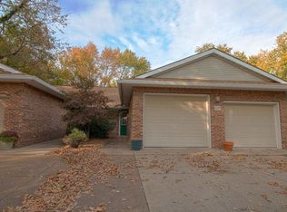 1139 W Mill Rd, Evansville, IN 47710