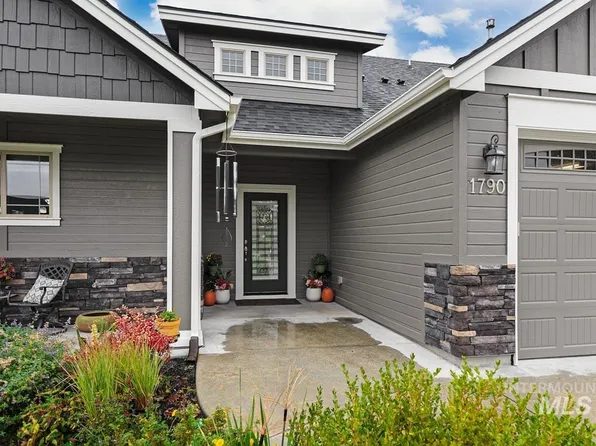 1790 N Watershed Ave, Star, ID 83669