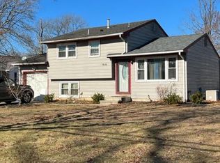 1616 W Walnut Rd, Vineland, NJ 08360