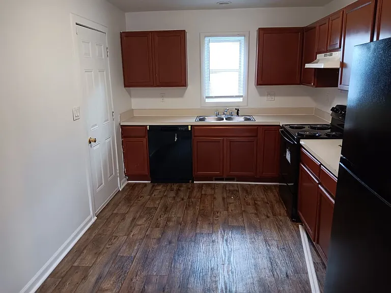 220 S Yellow Springs St — Photo 4