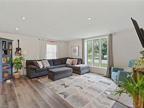 5th image of 398 Concession 5 Rd