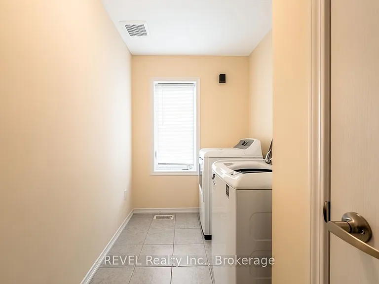9 Beatty Ave — Photo 27
