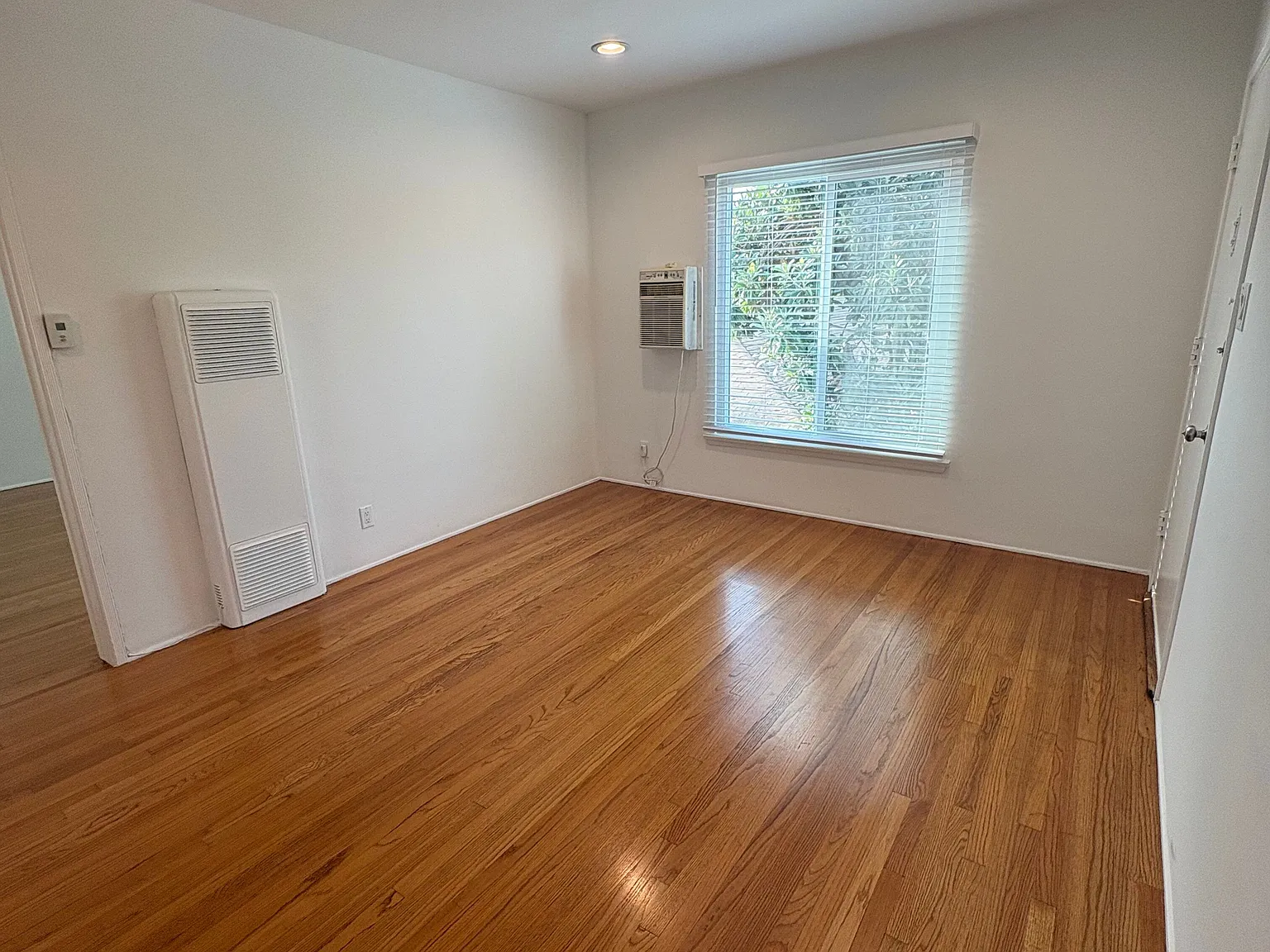 1 bed, 600 sqft, $1,950 — Photo 4