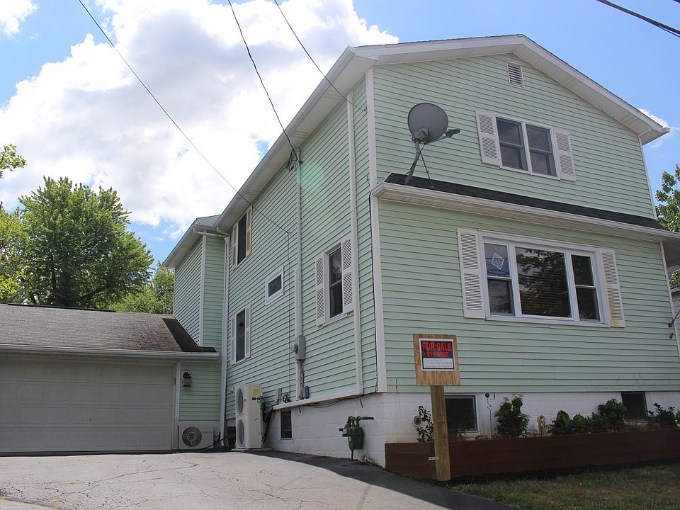Big driveway -  2 car Garage