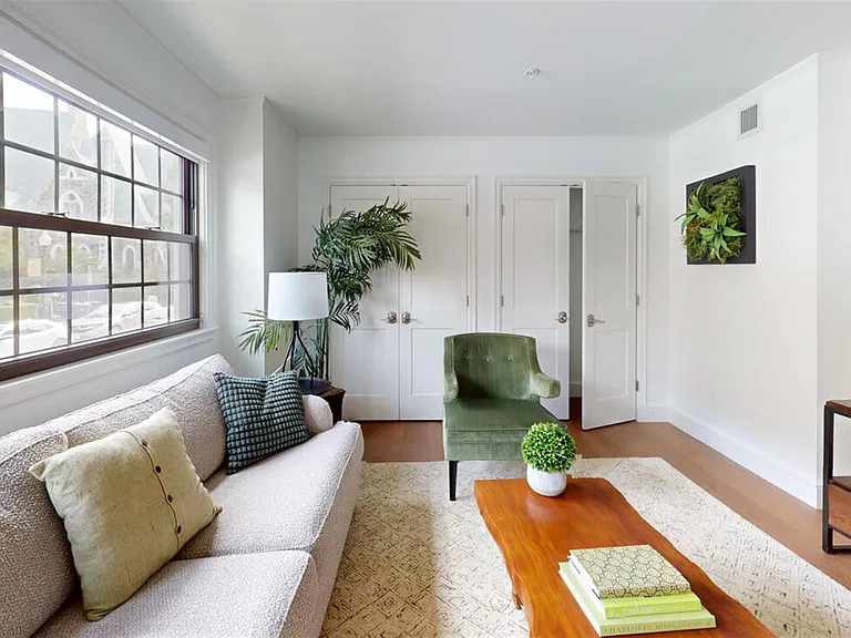 1208 Massachusetts Ave — Photo 11