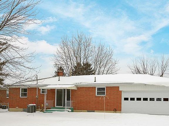 3rd image of 4205 Etna St