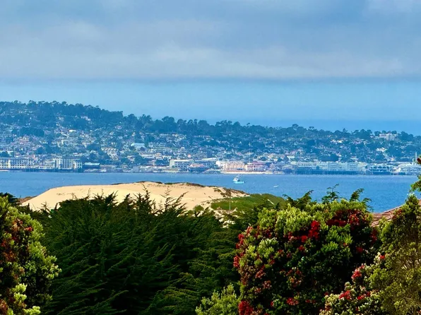 4290 Peninsula Point Dr, Seaside, CA 93955