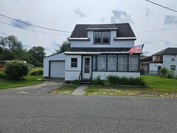 20 Church St, Tupper Lake, NY 12986