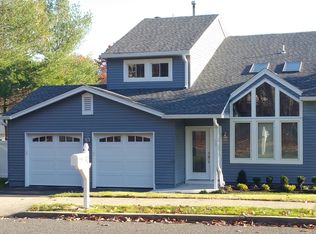 93 Friendship Rd, Howell, NJ 07731