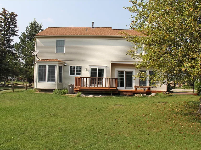44777 Saltz Rd — Photo 6