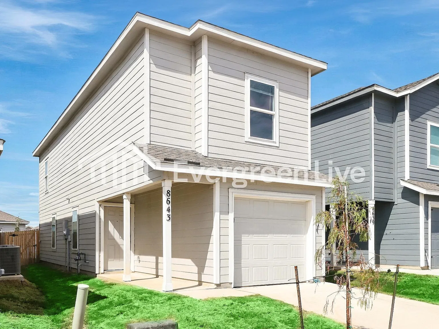 3 bed, 2.5 bath, 1189 sqft, $1,230 — Photo 2
