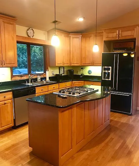209 Winchester Beach Dr — Photo 2