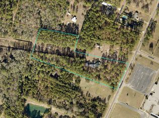 1275 Camellia Dr, Pembroke, GA 31321