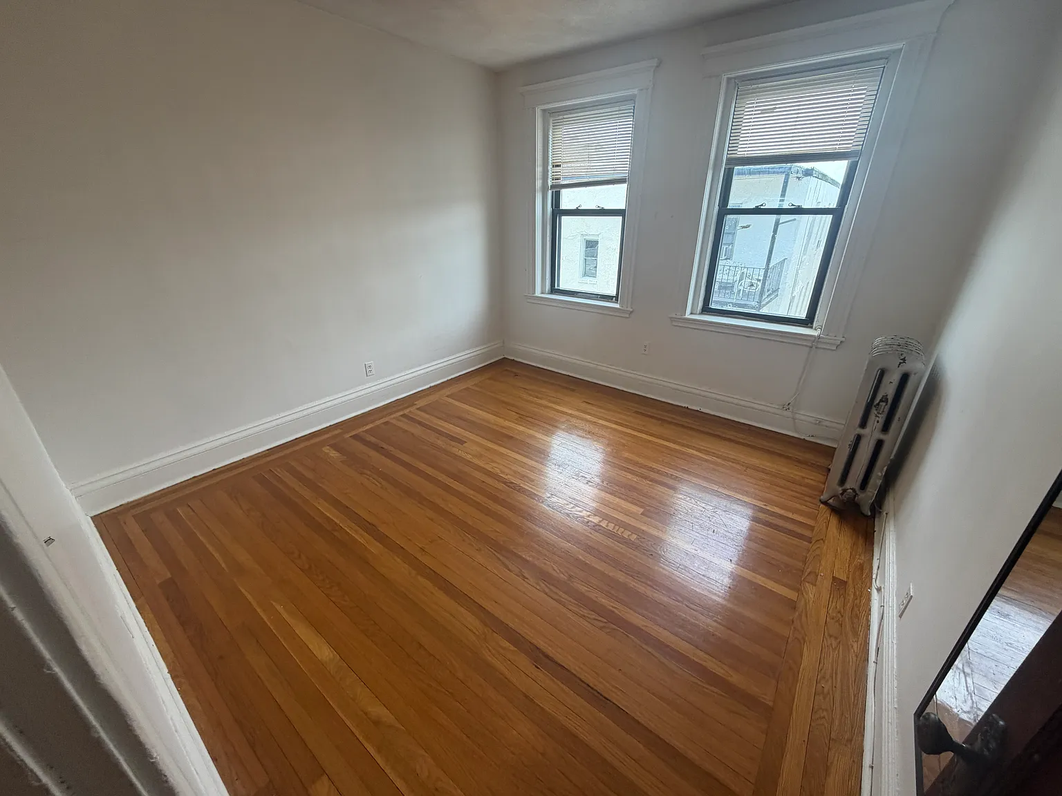 1 bed, $2,400 — Photo 2
