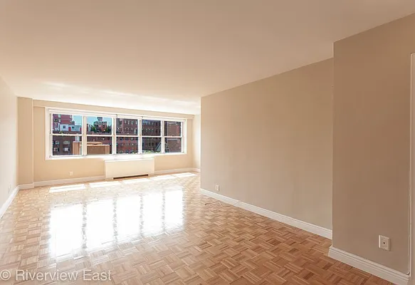 Rented by The Manhattes Group | media 5