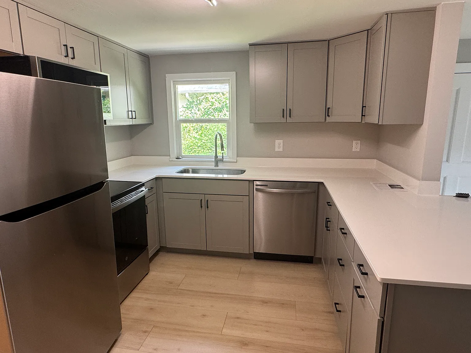 1 bed, 600 sqft, $1,395 — Photo 4