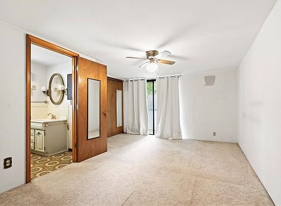 4th image of 65 N Tremont St