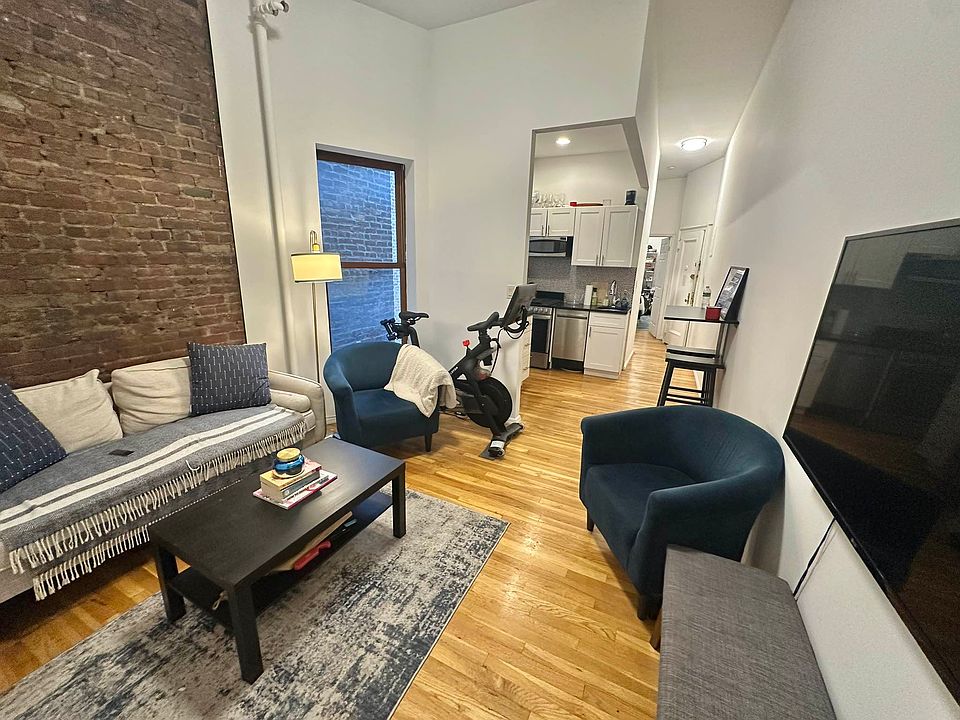 1st image of 63 Bank St APT 5a