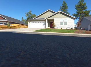 248 Pomeroy View Dr, Cave Junction, OR 97523