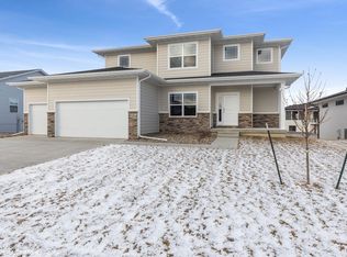395 NE Wolfpack Dr, Waukee, IA 50263